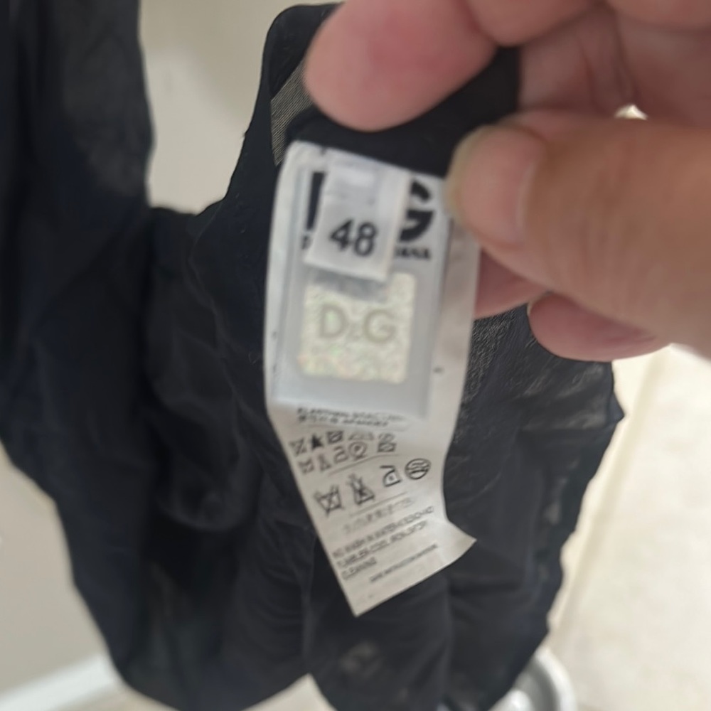 D&G Elegant Black Sheer Slip - Picture 4 of 6